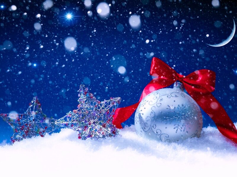 Snowy Christmas Ornaments — Blue