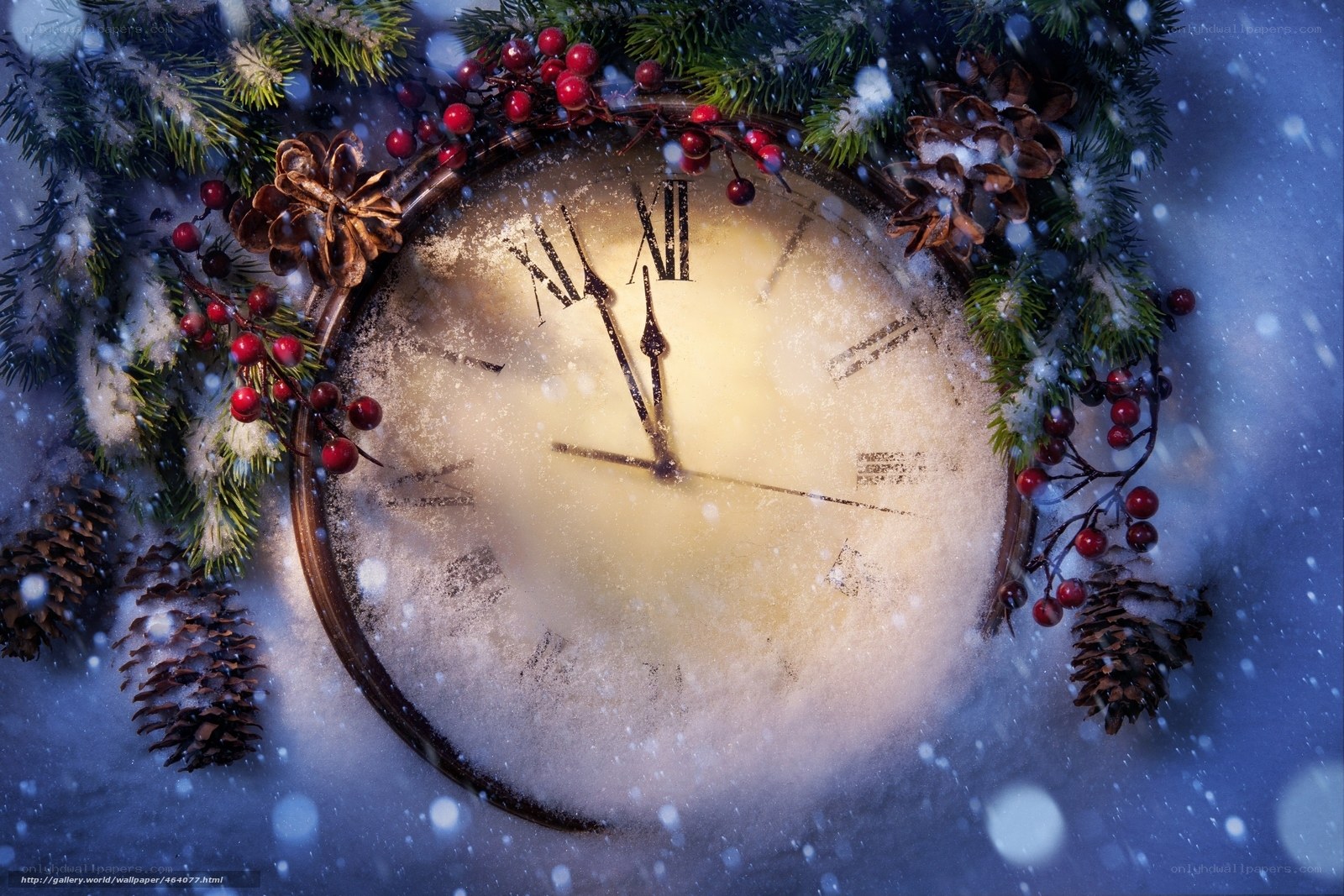 Snowy clock with holiday decor