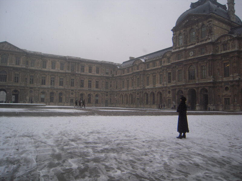 Snowy day at the Louvre