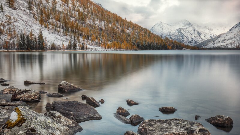 Snowy Lake with Mountains — Blue