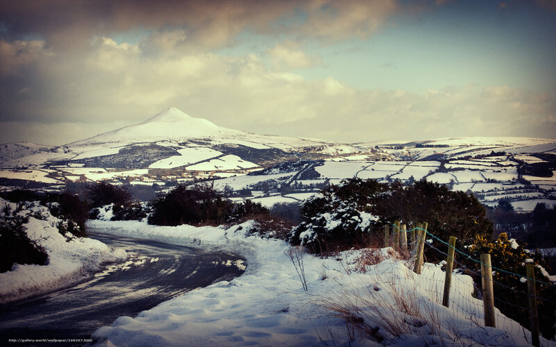 Snowy landscape with mountain