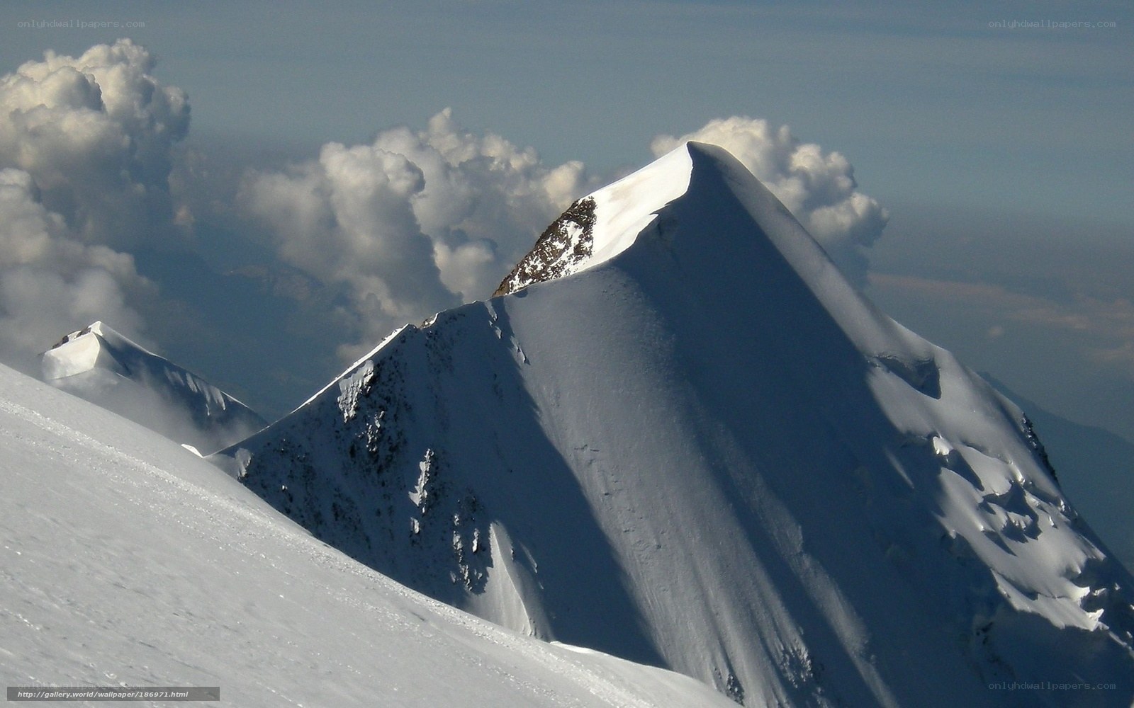 Snowy mountain peaks