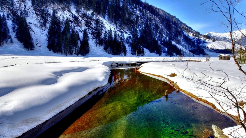 Snowy River in Mountains — White, Serene