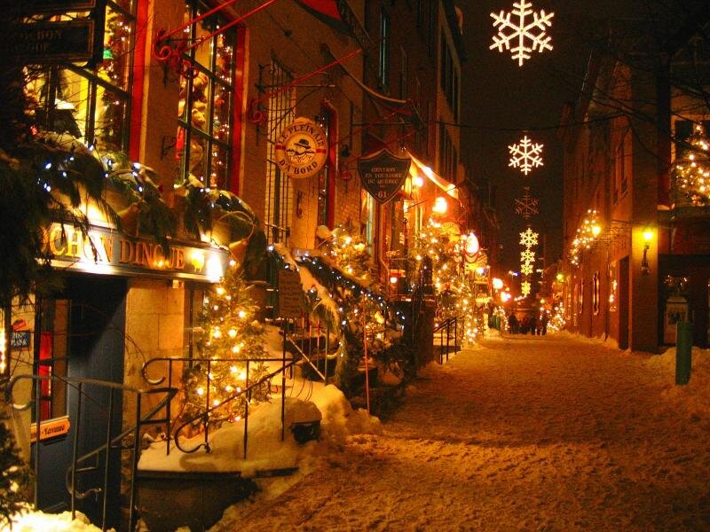 Snowy Street at Night — Yellow, Festive