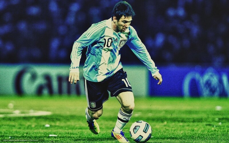 Soccer Player Dribbling Ball — Green