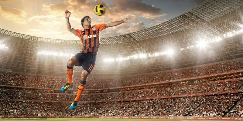 Soccer Player Jumping — Orange