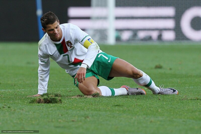 Soccer Player on Field — Green, Intense, Photograph