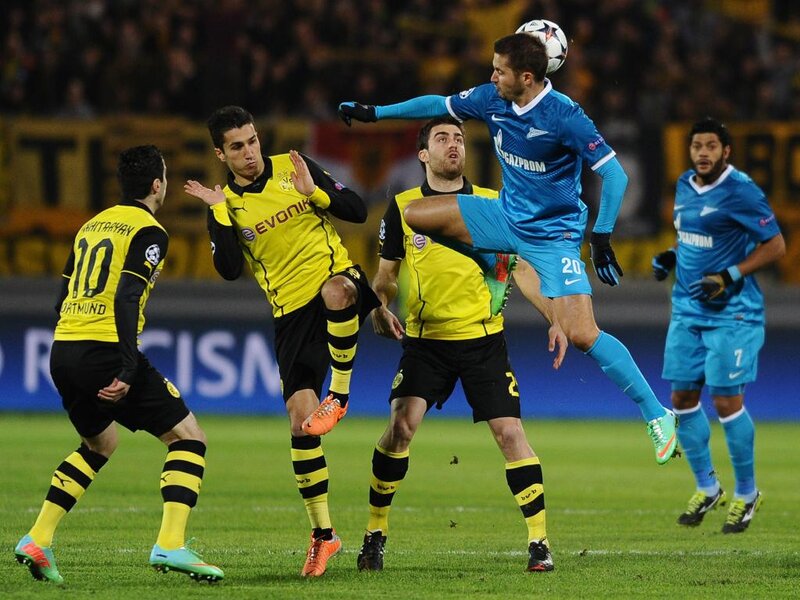 Soccer Players in Action — Yellow