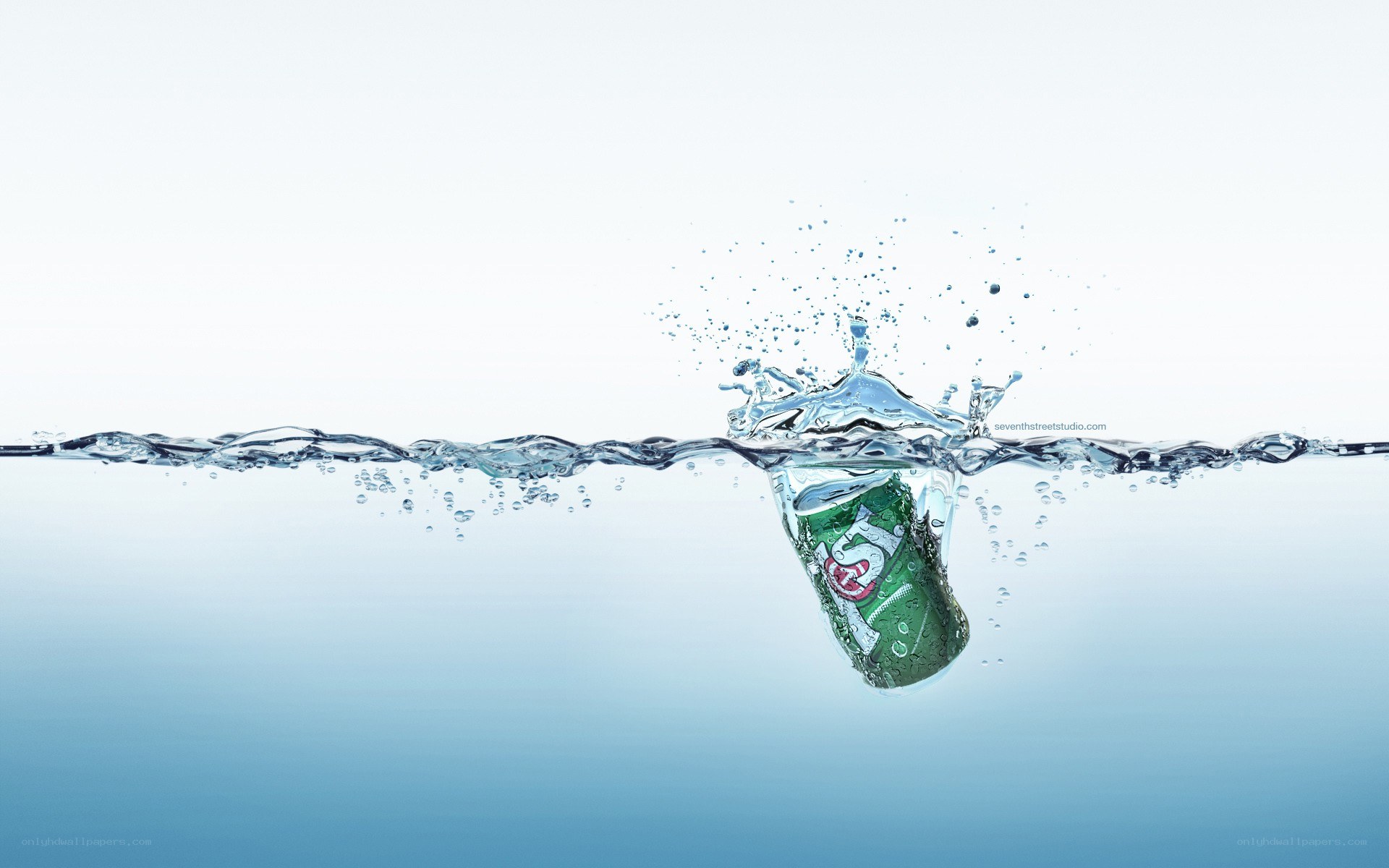 soda can splashing in water