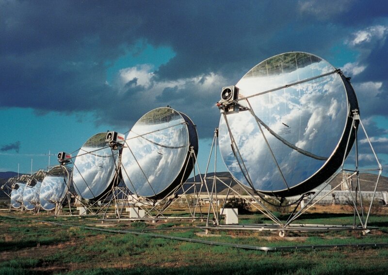 Solar power mirrors in a field