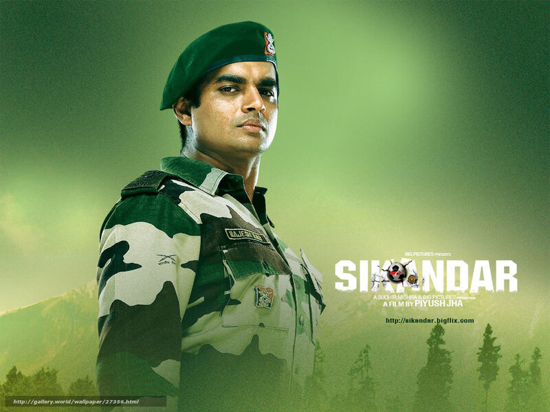 Soldier in Camouflage Uniform — Green