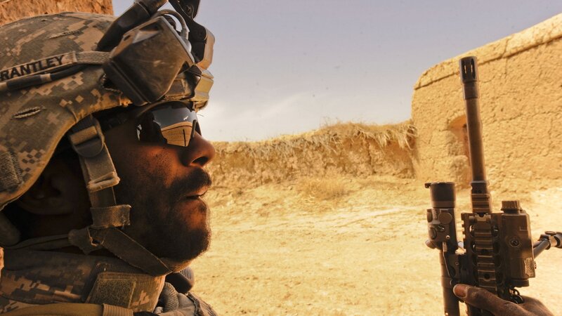 Soldier in desert combat