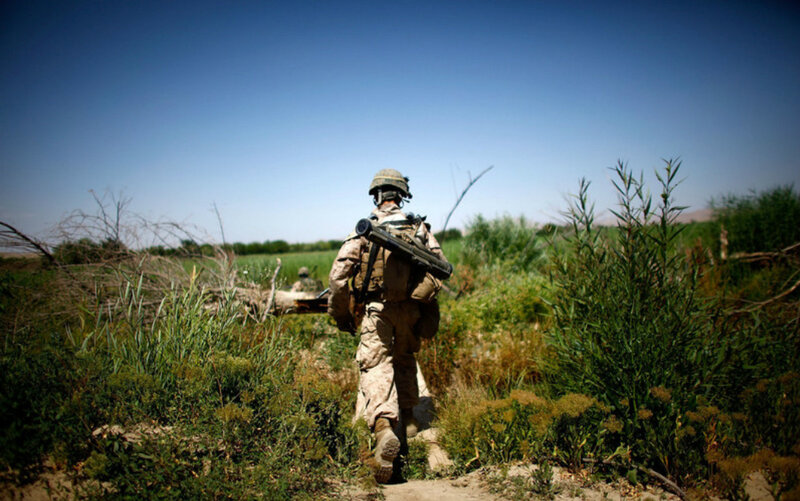 Soldier in Desert Terrain — Green