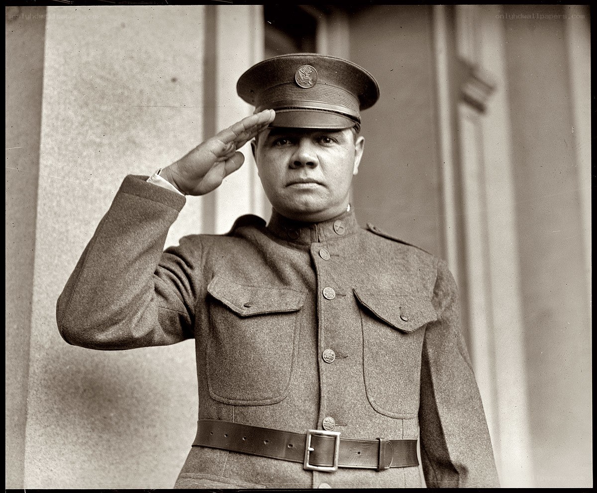 Soldier saluting in uniform