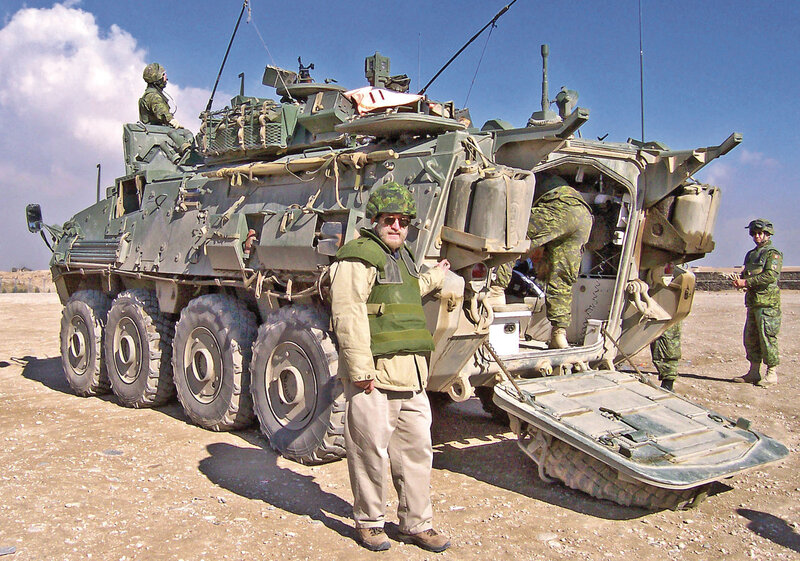 Soldier with Armored Vehicle — Green