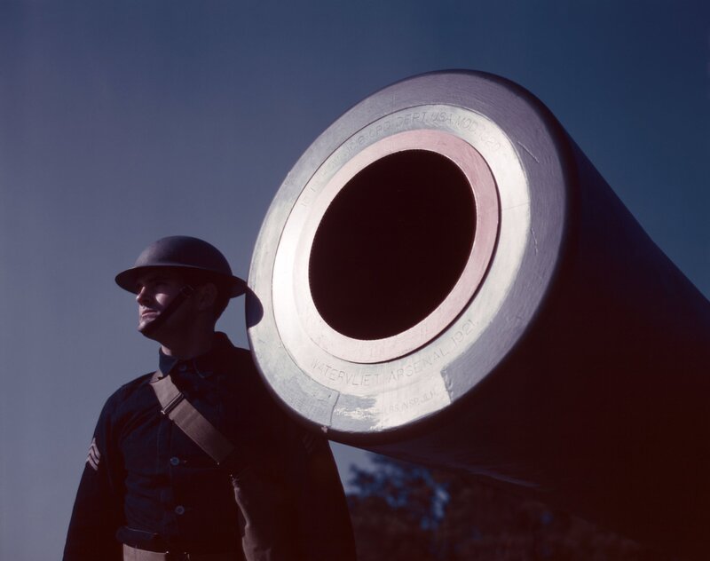 Soldier with artillery cannon