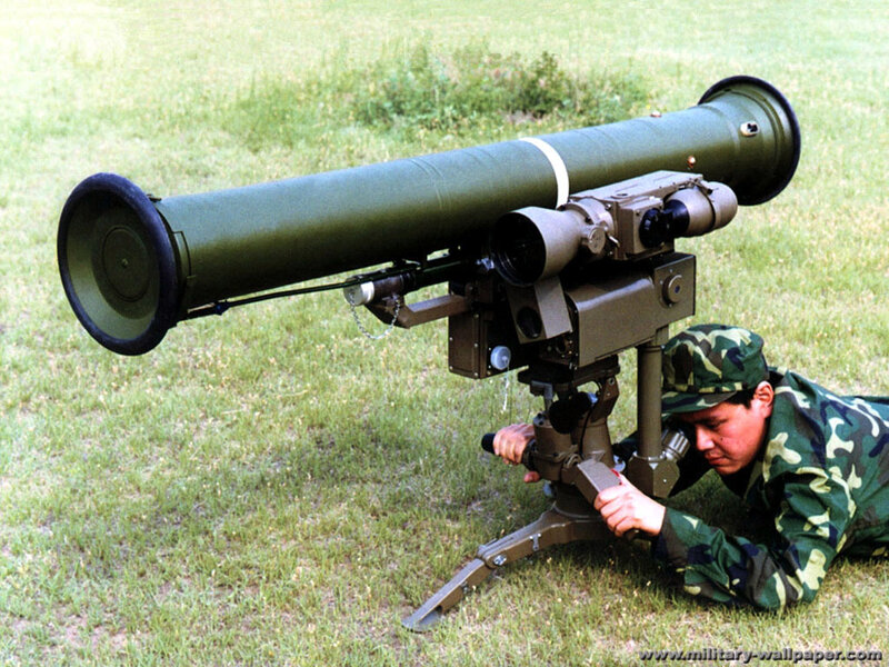 Soldier with Missile Launcher — Green