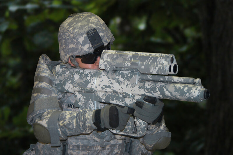 Soldier with Rifle — Gray