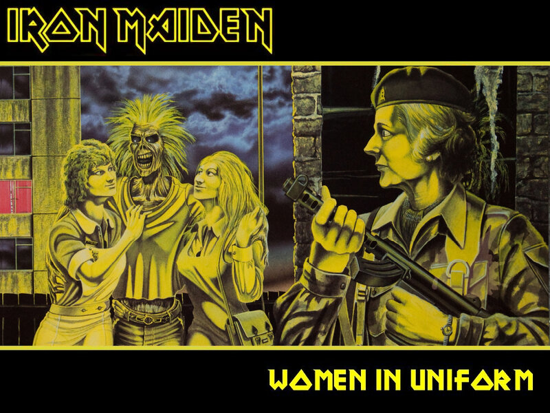 Soldier with Rifle — Yellow