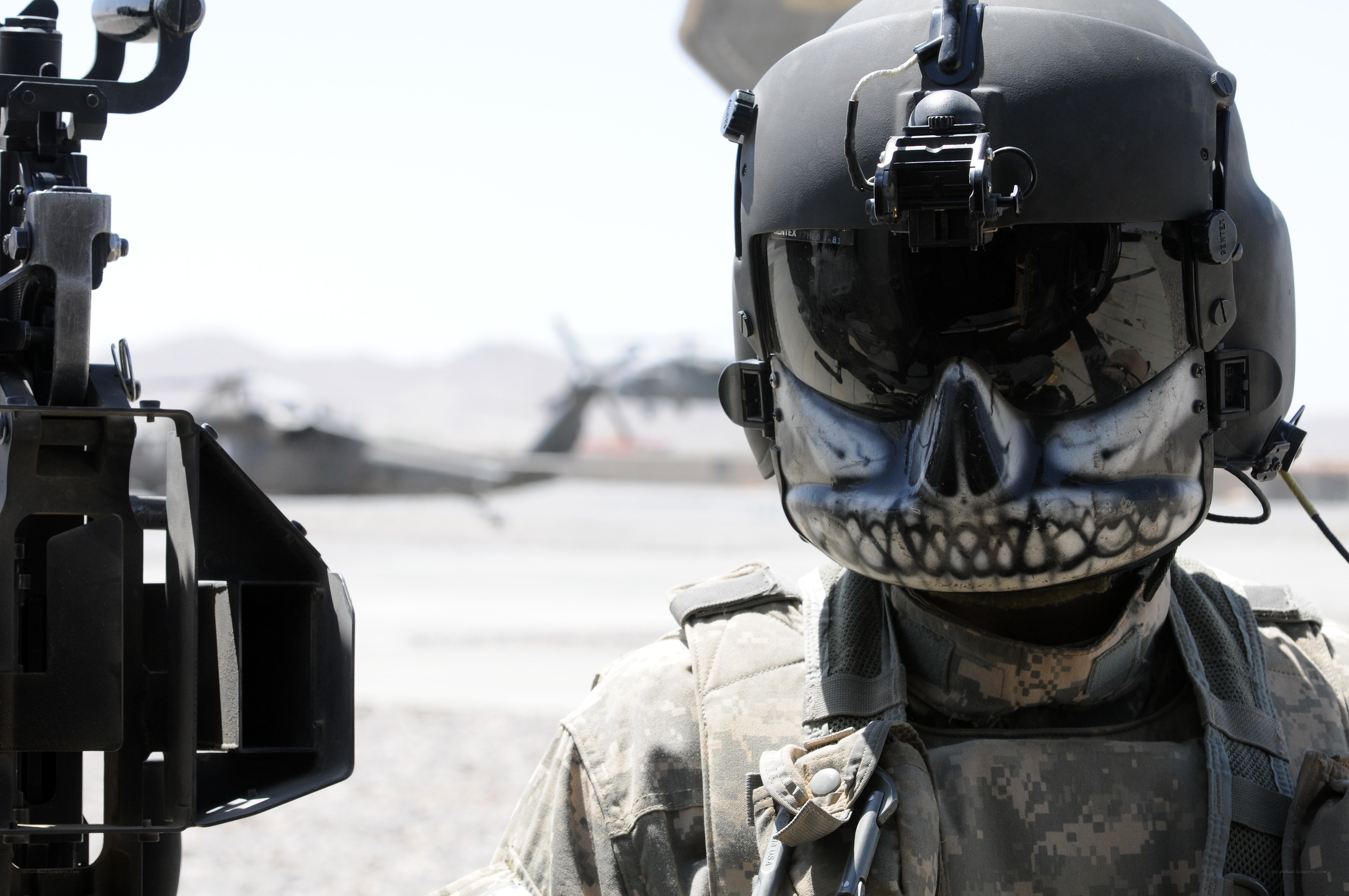 Soldier with skull helmet
