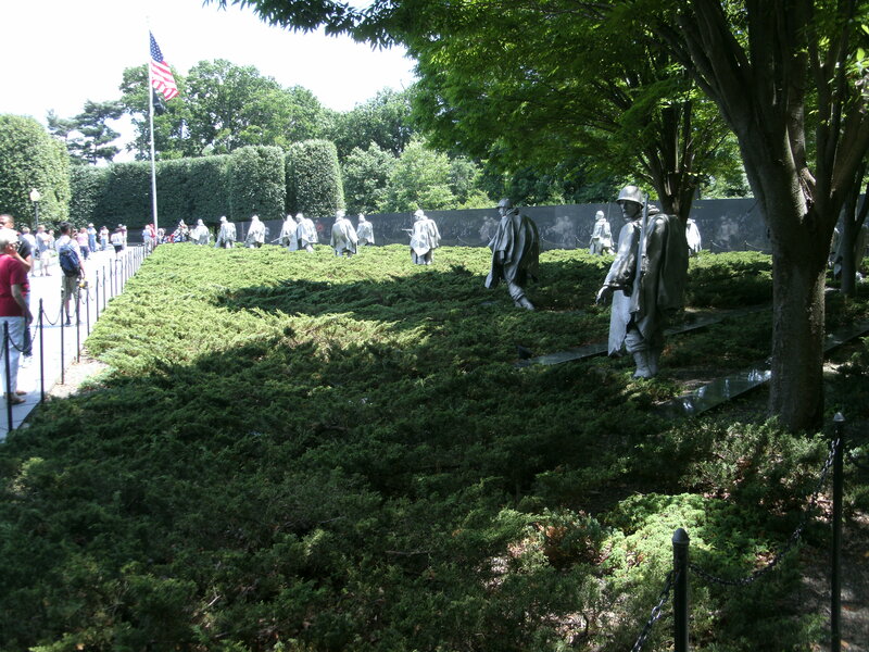 Soldiers at Memorial — Green