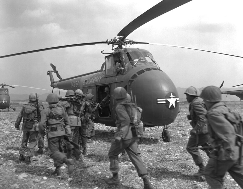 Soldiers boarding a helicopter