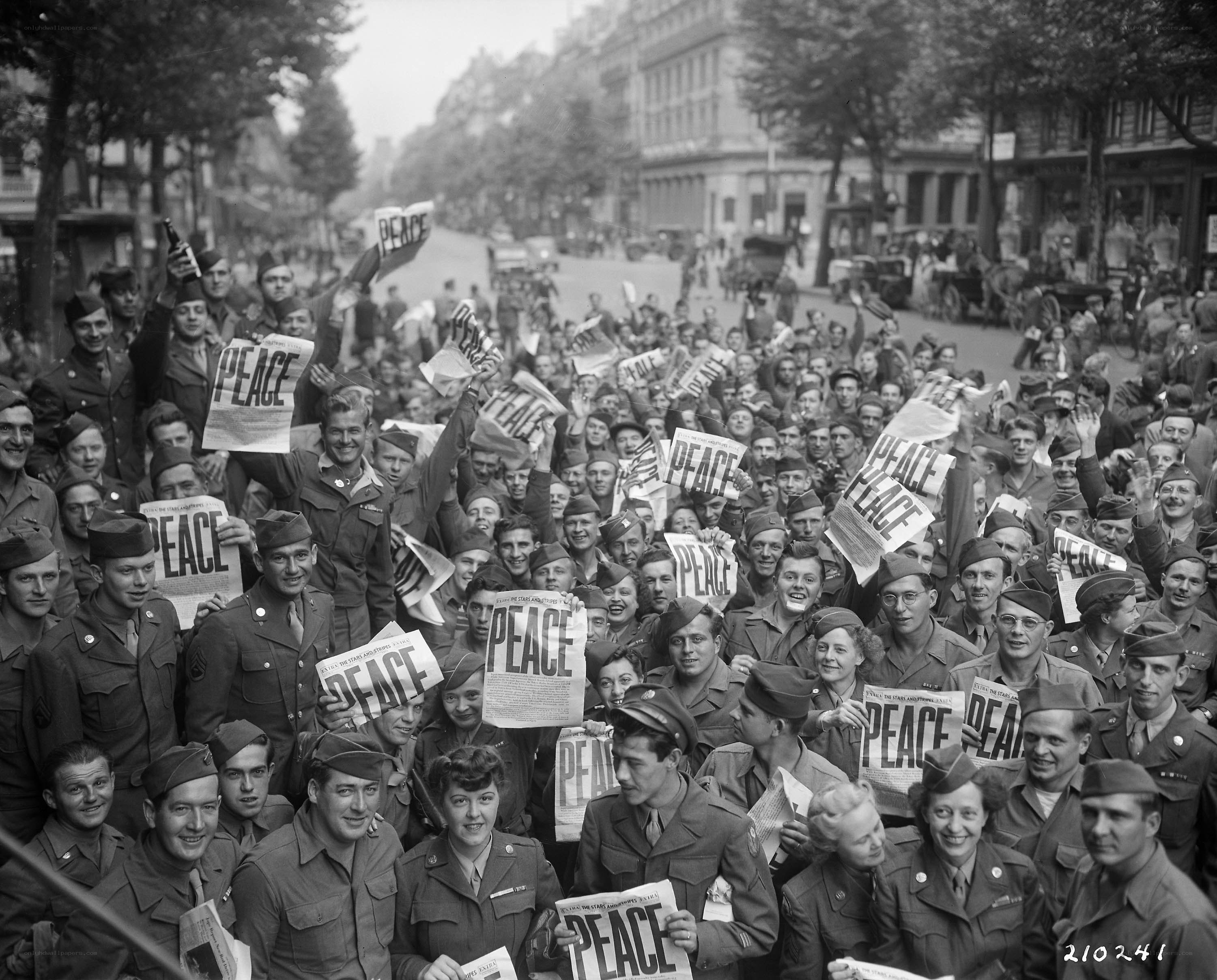 Soldiers celebrating peace