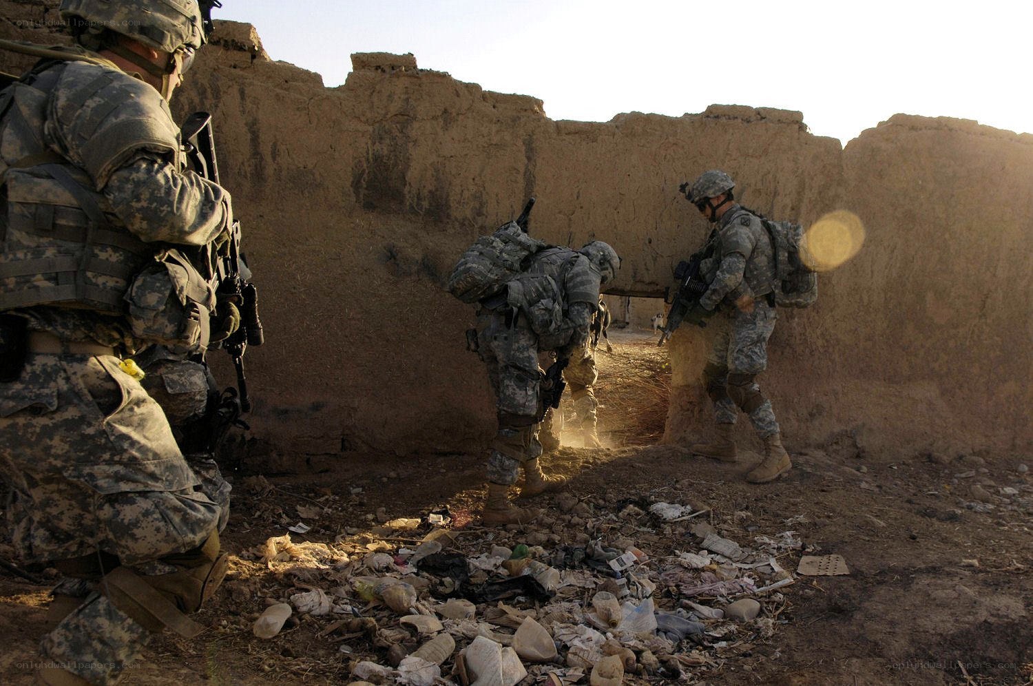 Soldiers in combat gear