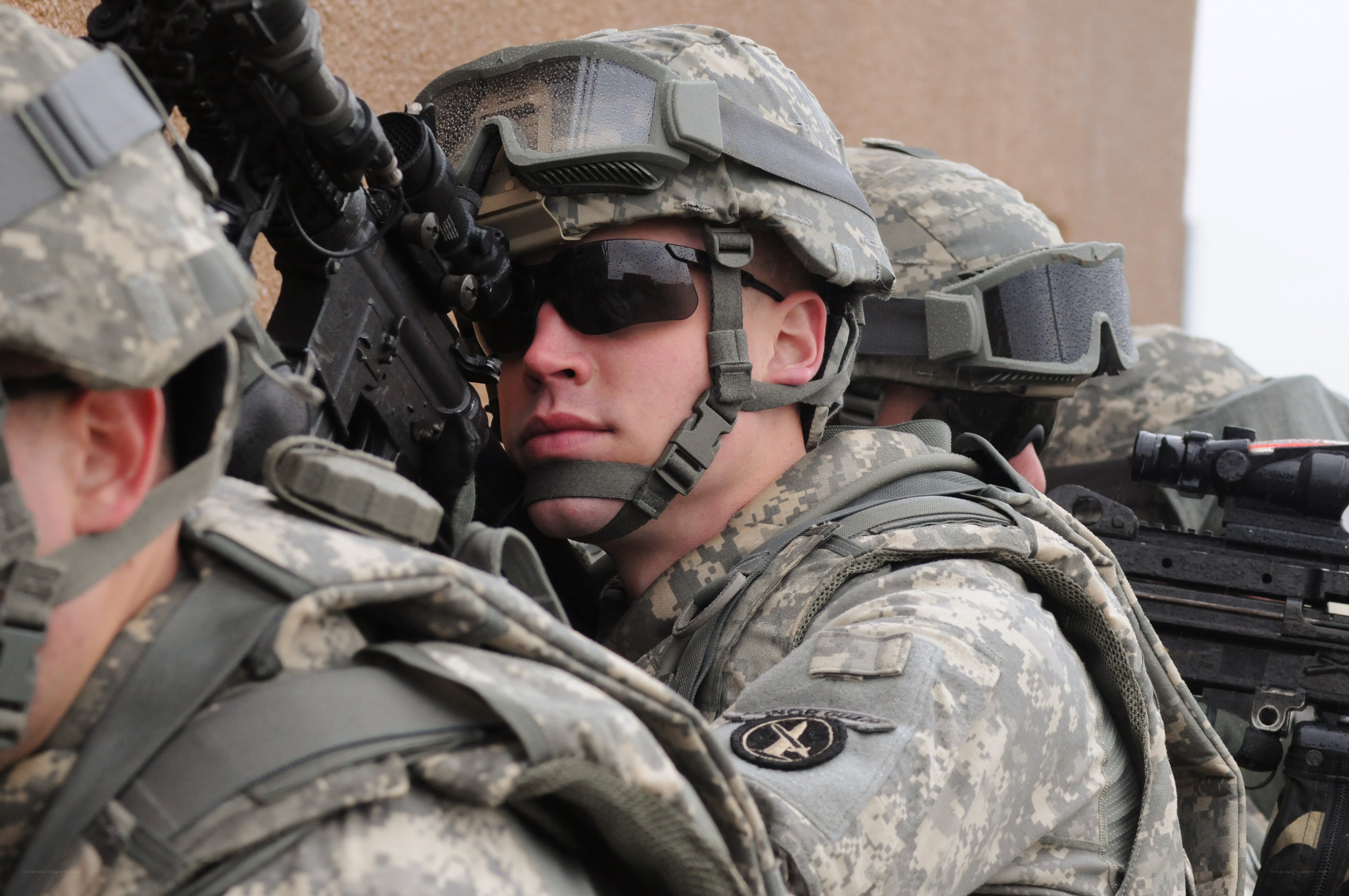 Soldiers in combat gear