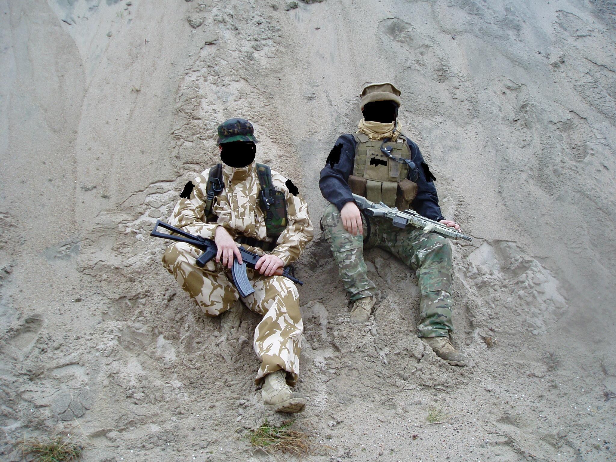Soldiers in desert gear