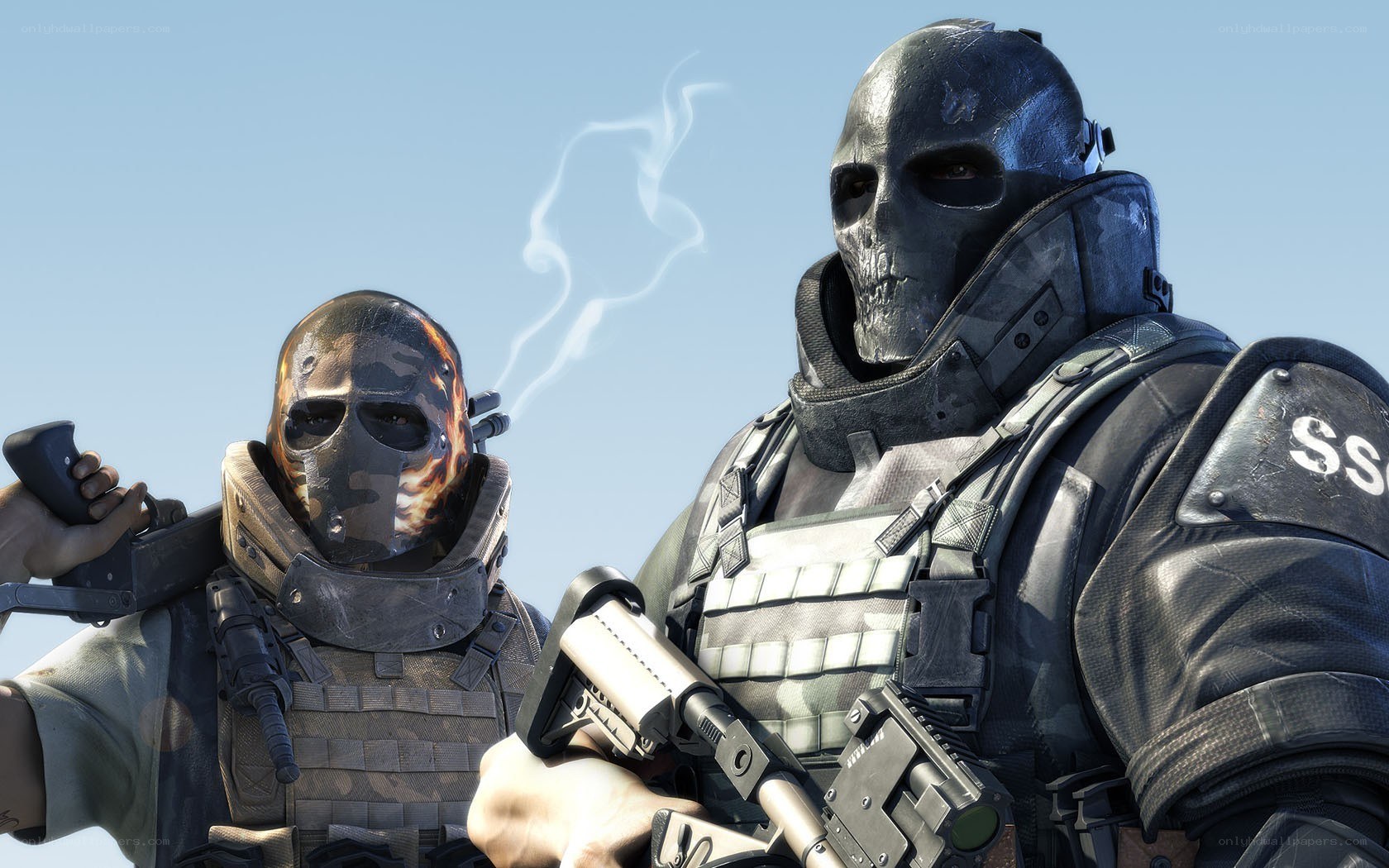 soldiers in tactical gear