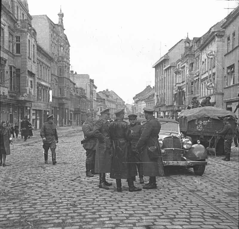 Soldiers on a city street