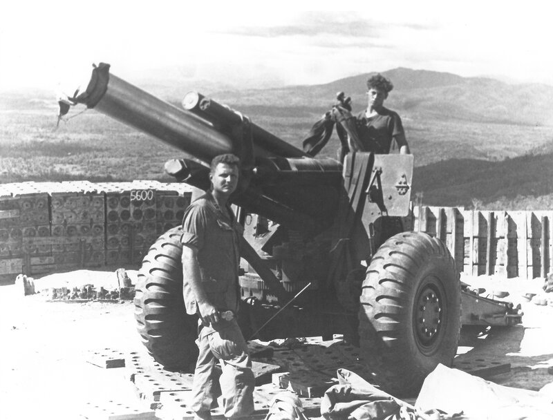 Soldiers with artillery gun