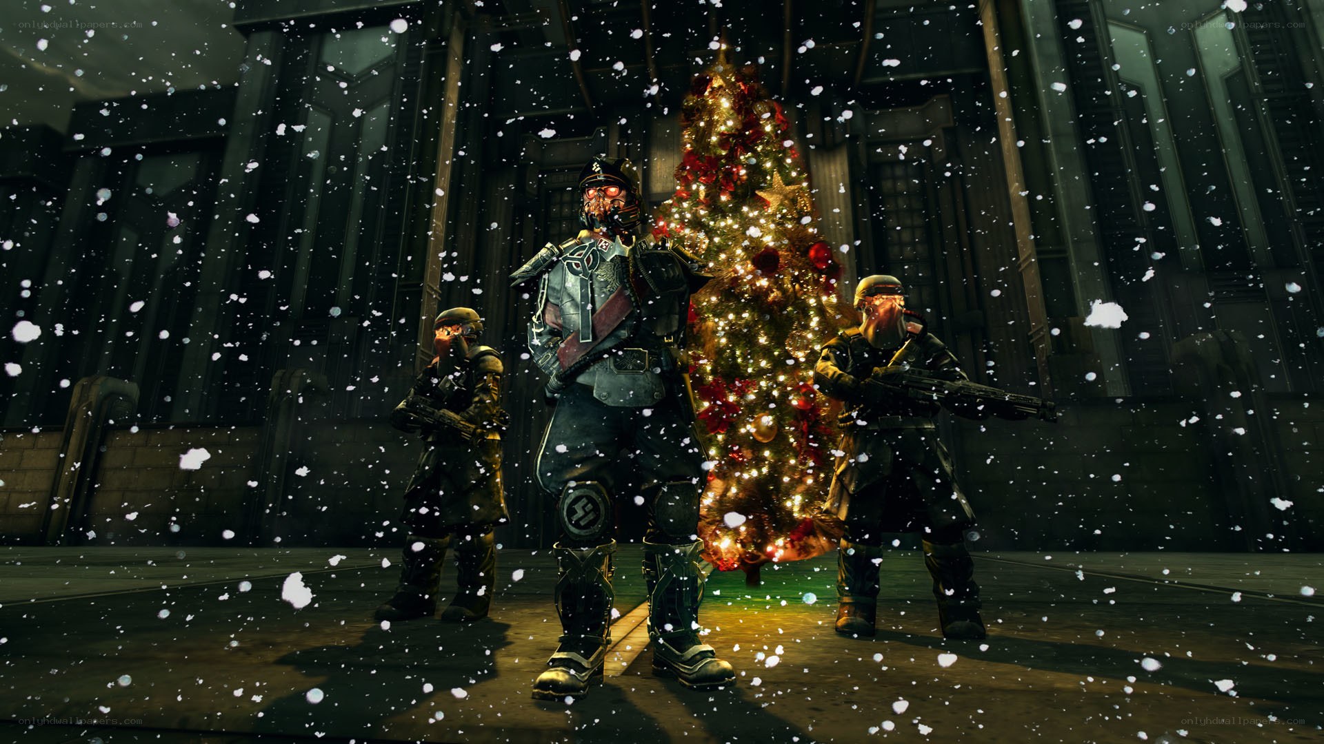 Soldiers with Christmas tree