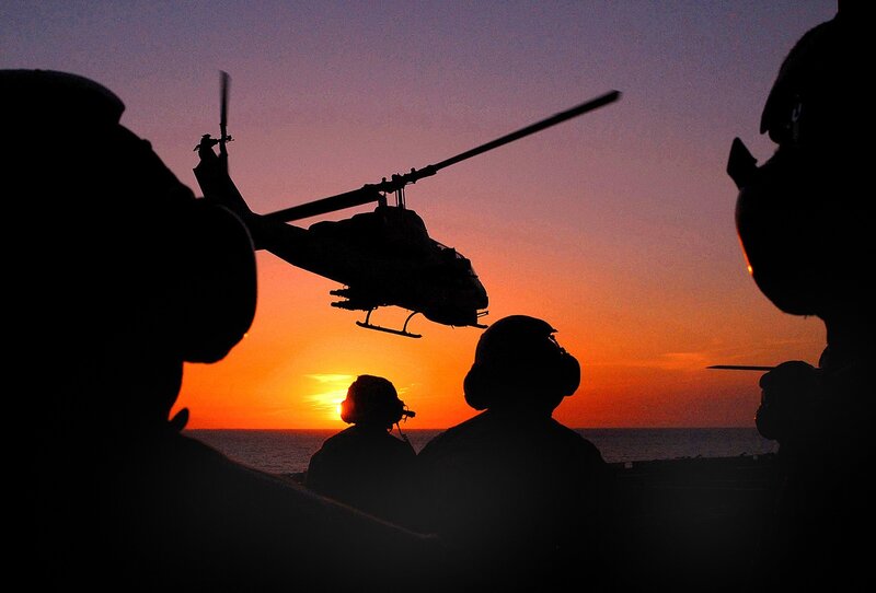 Soldiers with Helicopter — Orange