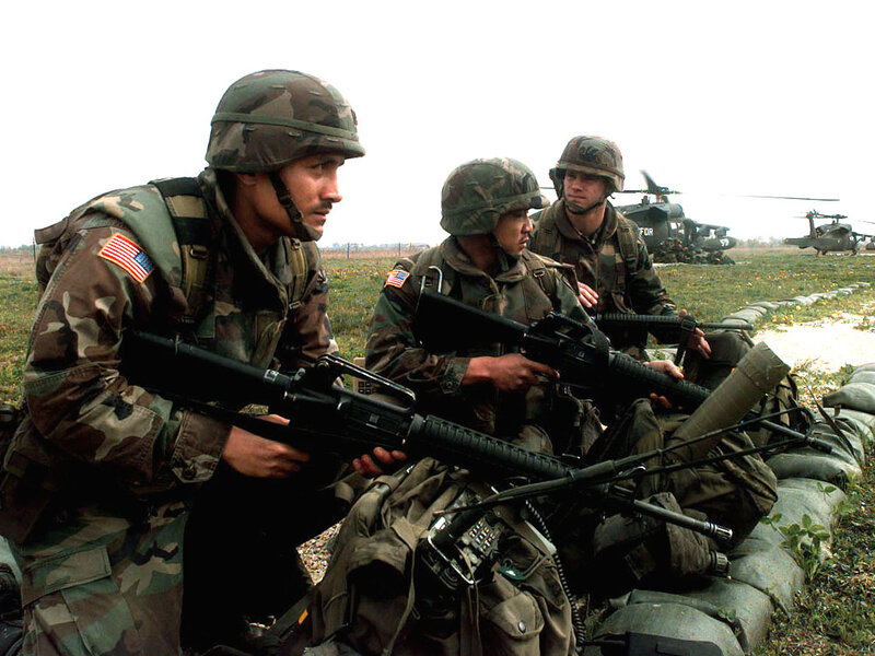 Soldiers with Rifles — Green, Tense