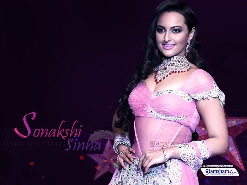 Sonakshi Sinha in pink outfit