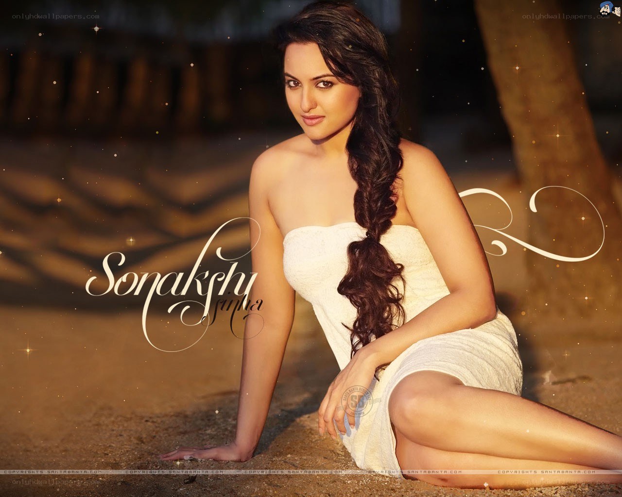 Sonakshi Sinha on beach