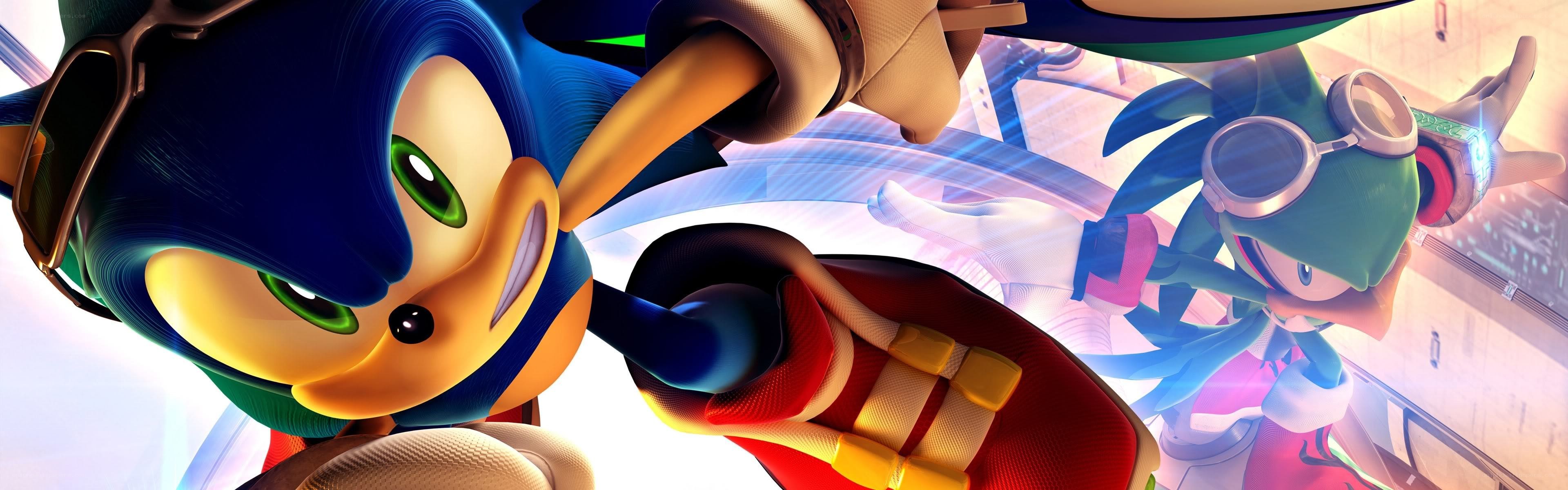 Sonic and Tails in action