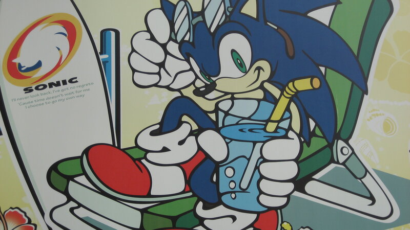 Sonic the Hedgehog relaxing