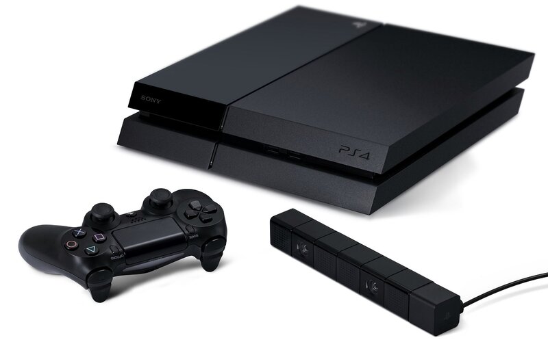 Sony PS4 console with controller