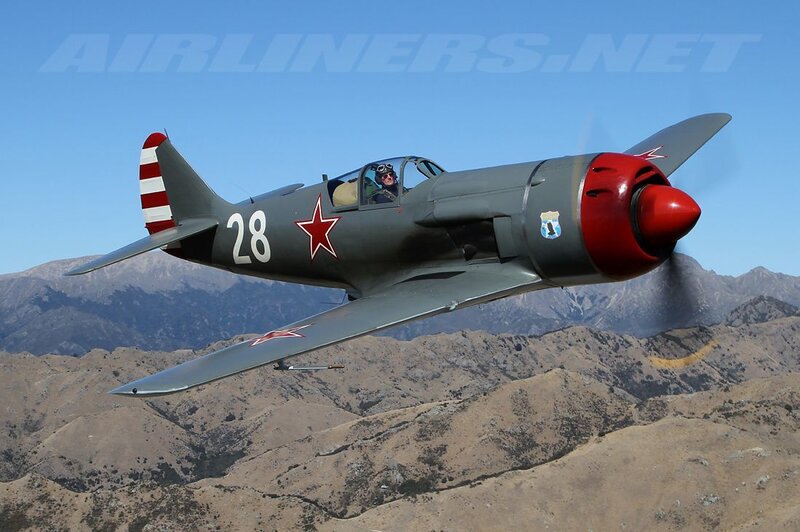 Soviet Fighter Plane — Gray, Dynamic