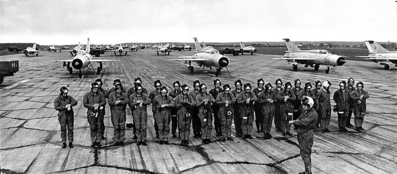 Soviet pilots on airfield