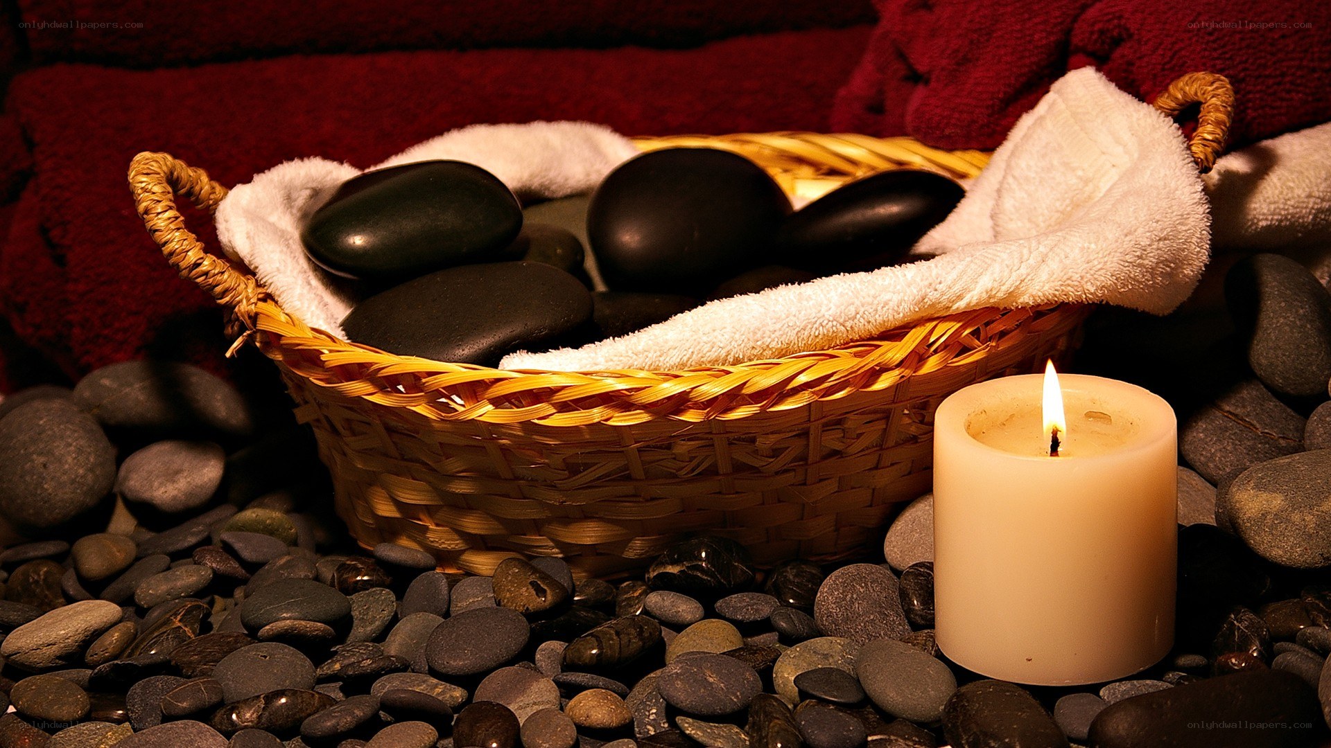 Spa basket with candle