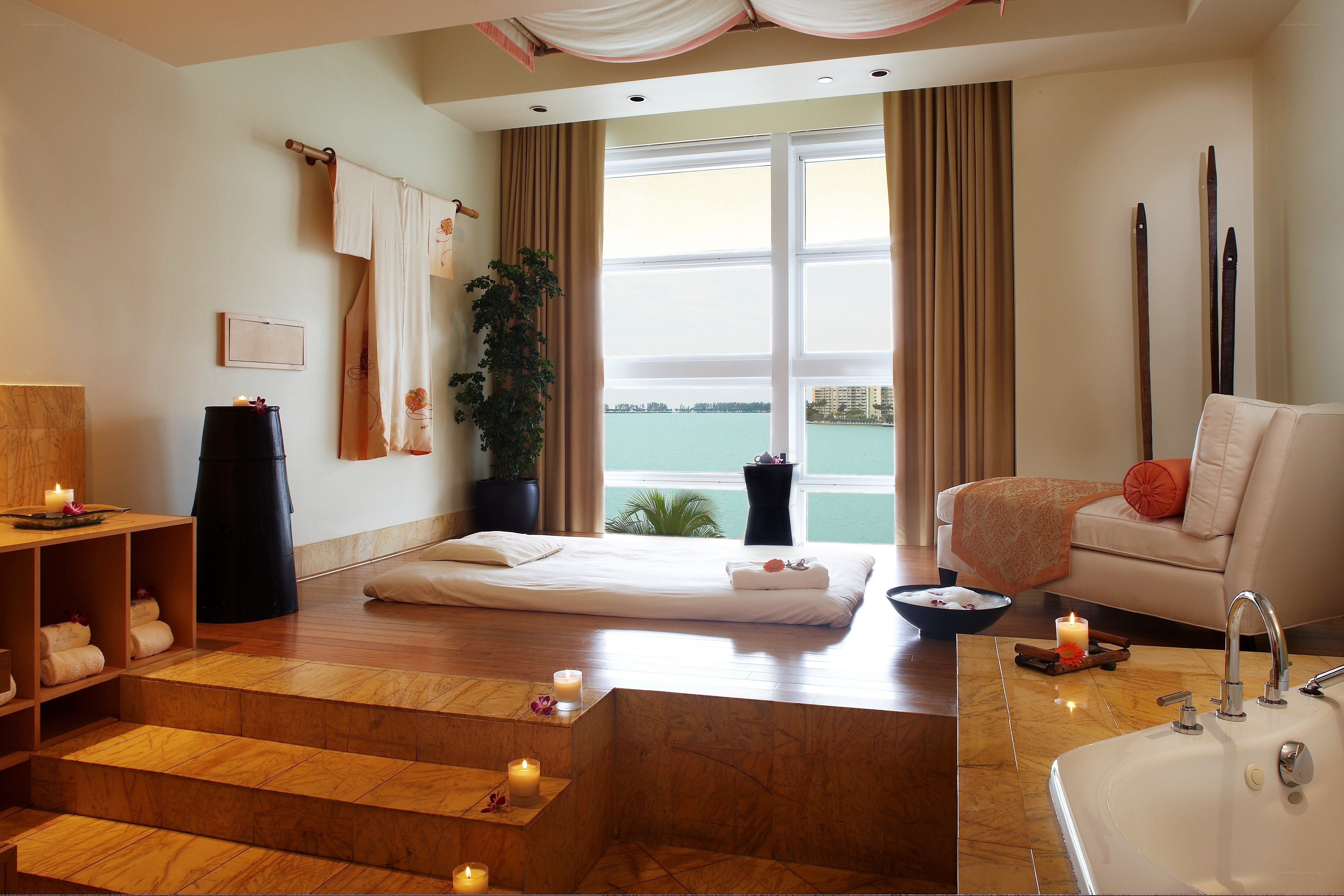 Spa room with ocean view