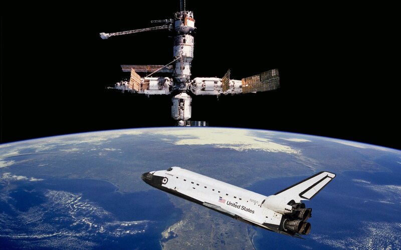 Space shuttle and space station