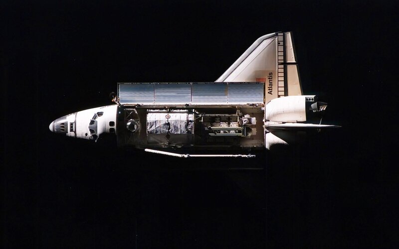 Space Shuttle Atlantis — White, Dramatic, Night