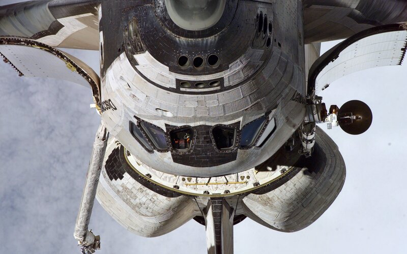 Space Shuttle Atlantis — White, Dramatic, Photograph