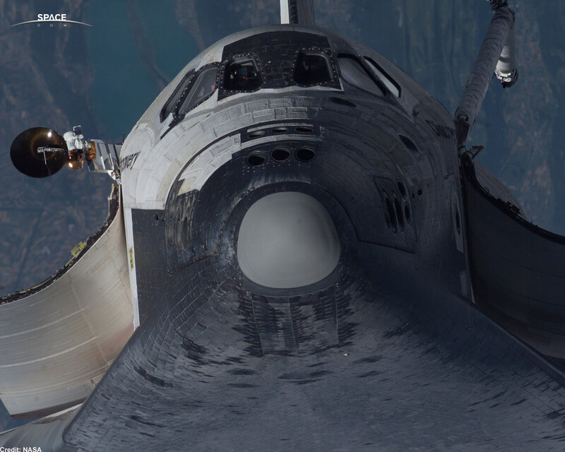 Space Shuttle Cockpit — Black