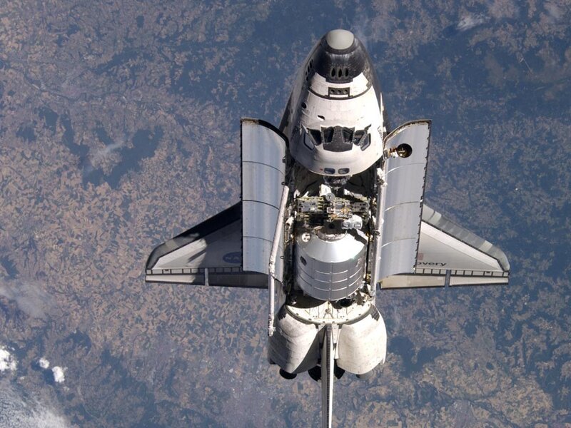 Space Shuttle Discovery — White